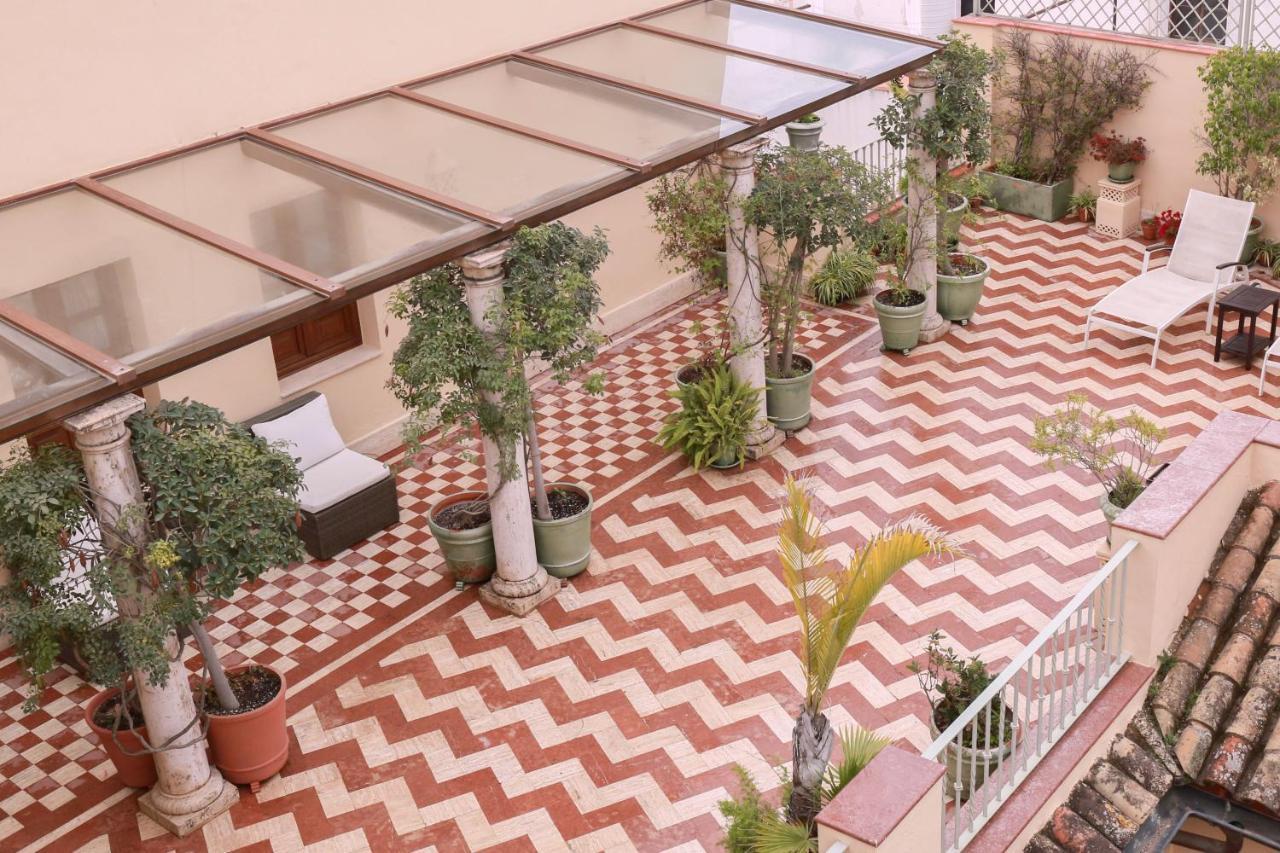 Casa Romana Hotel Boutique Seville Exterior photo